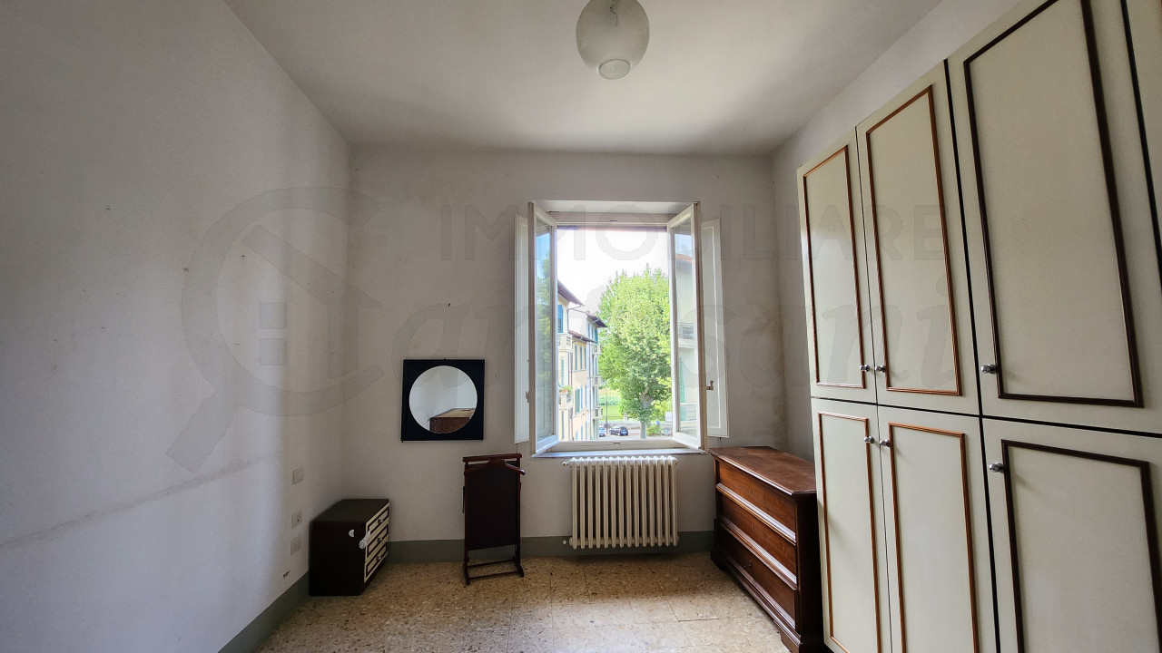 4 locali con balcone in vendita a Gavinana