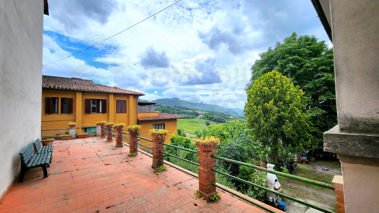 Villa con giardino in vendita a Fiesole via dell'Olmo