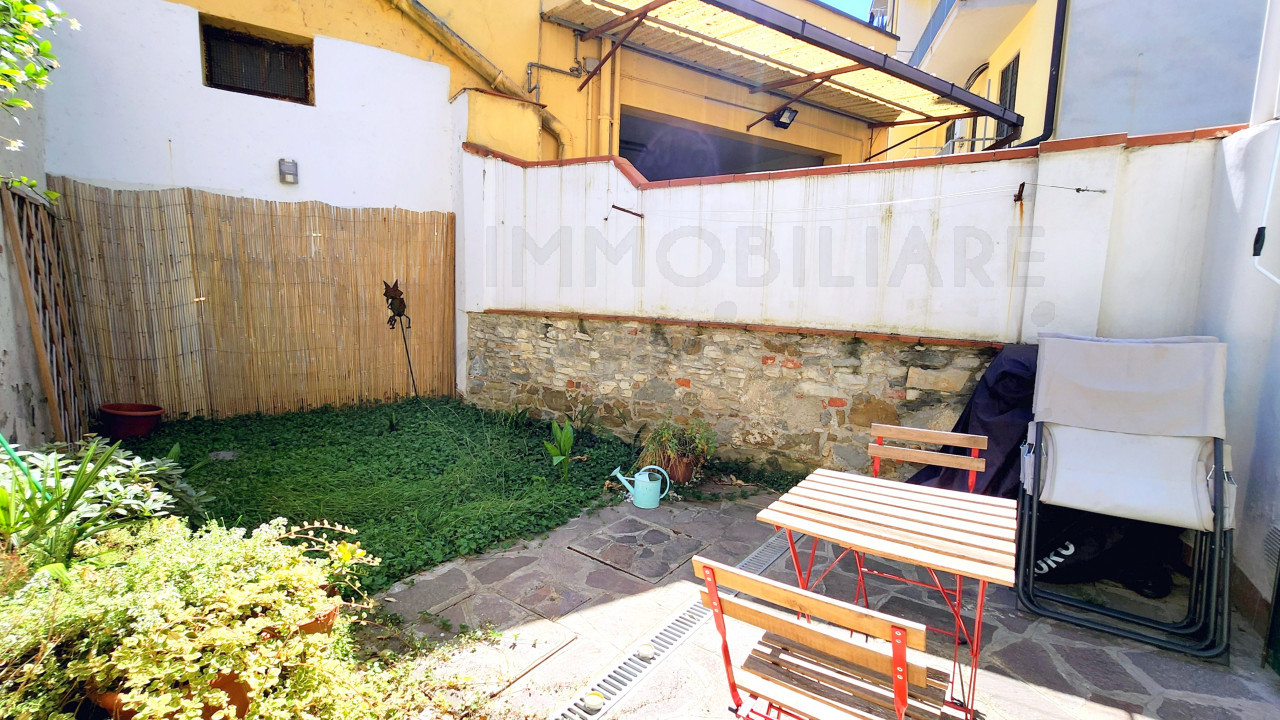 Appartamento con giardino e terrazza a tasca in vendita zona Leopoldo