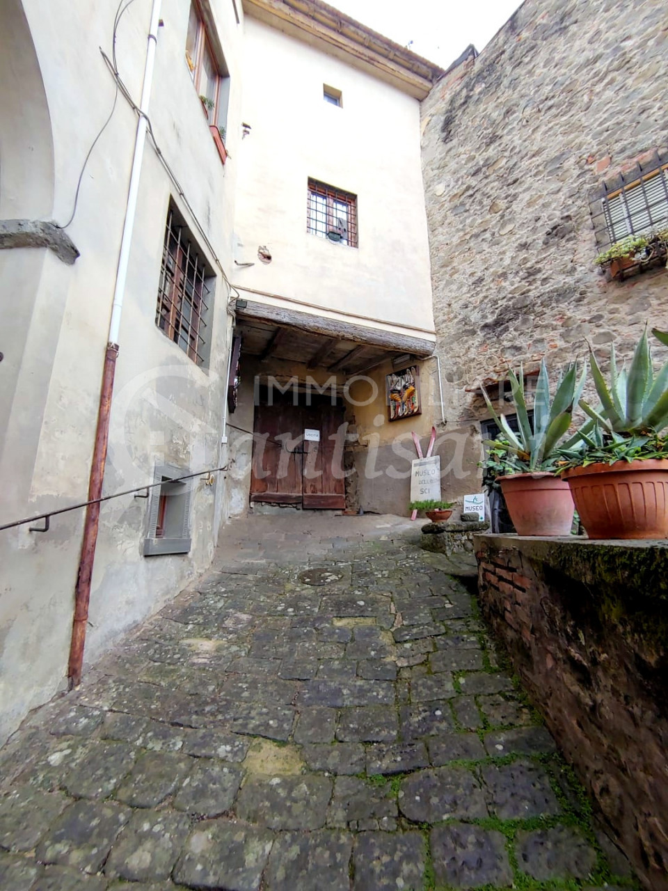 Palazzo Storico in vendita piazza Tanucci Stia