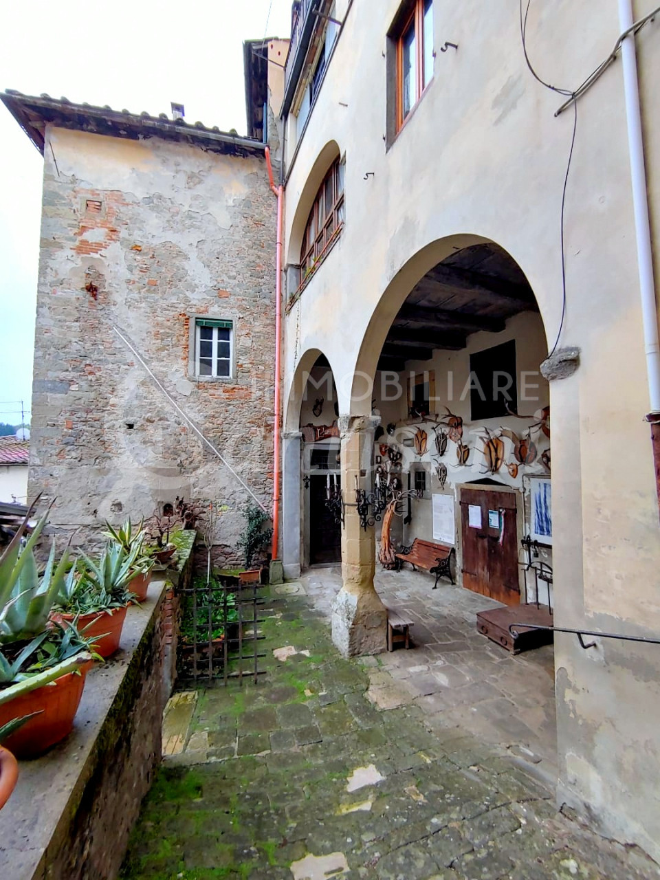 Palazzo Storico in vendita piazza Tanucci Stia