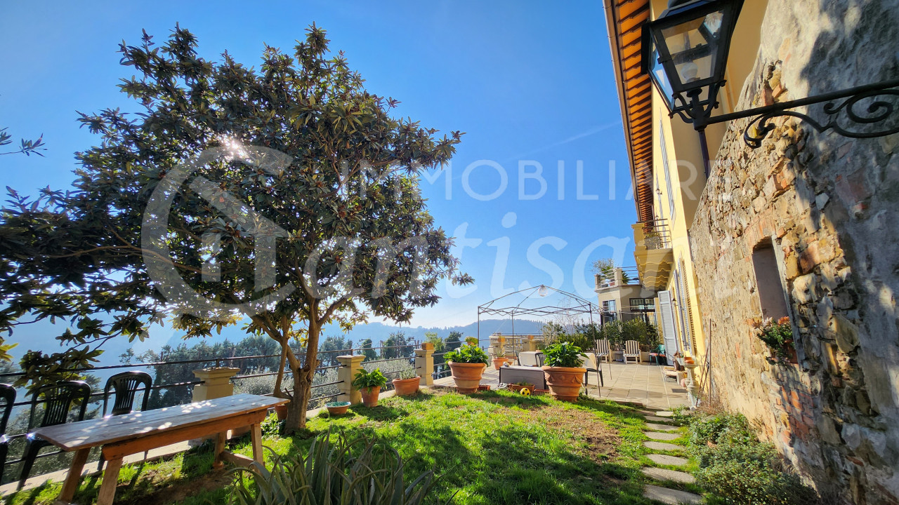 Appartamento con terrazza panoramica Colline di Serpiolle