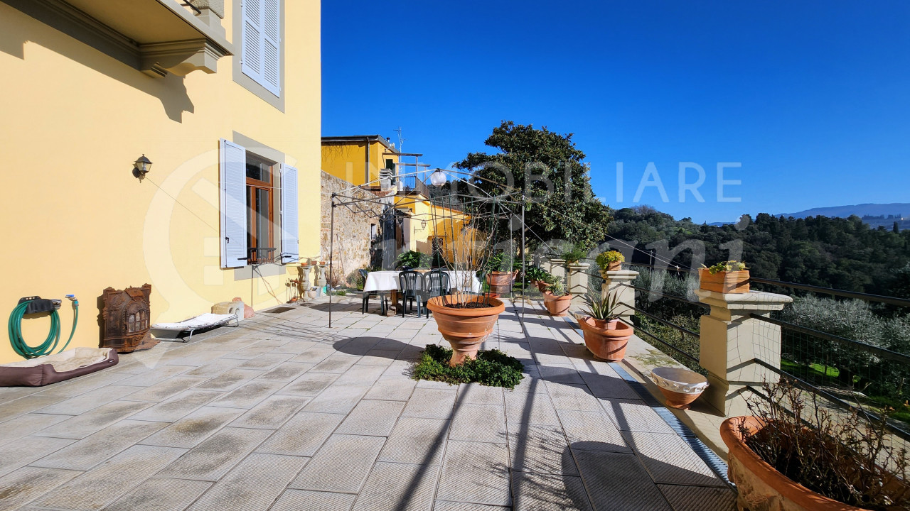 Appartamento con terrazza panoramica Colline di Serpiolle