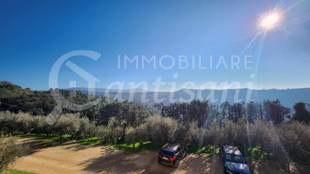 Appartamento con terrazza panoramica Colline di Serpiolle