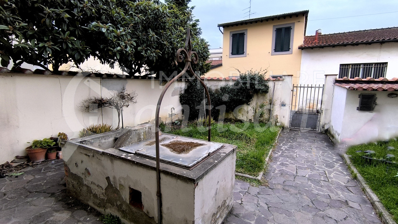 Bilocale con giardino in vendita a Sesto Fiorentino Centro