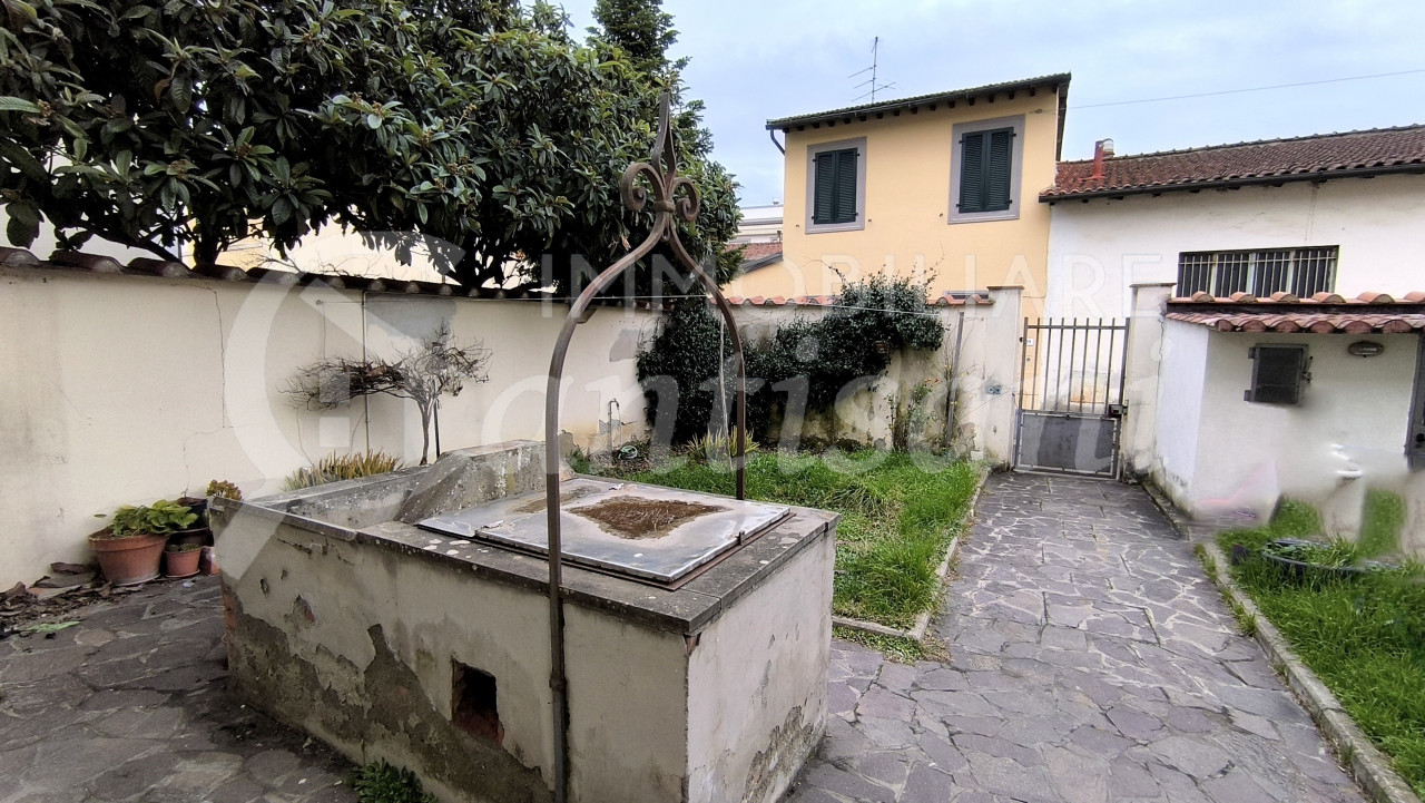 Bilocale con giardino in vendita a Sesto Fiorentino Centro